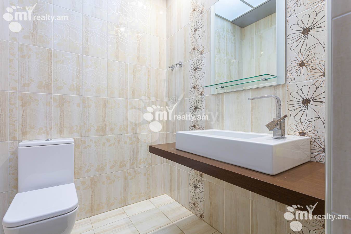 Купить 3 комнатную квартиру Северный пр, Центр Ереван, 152936