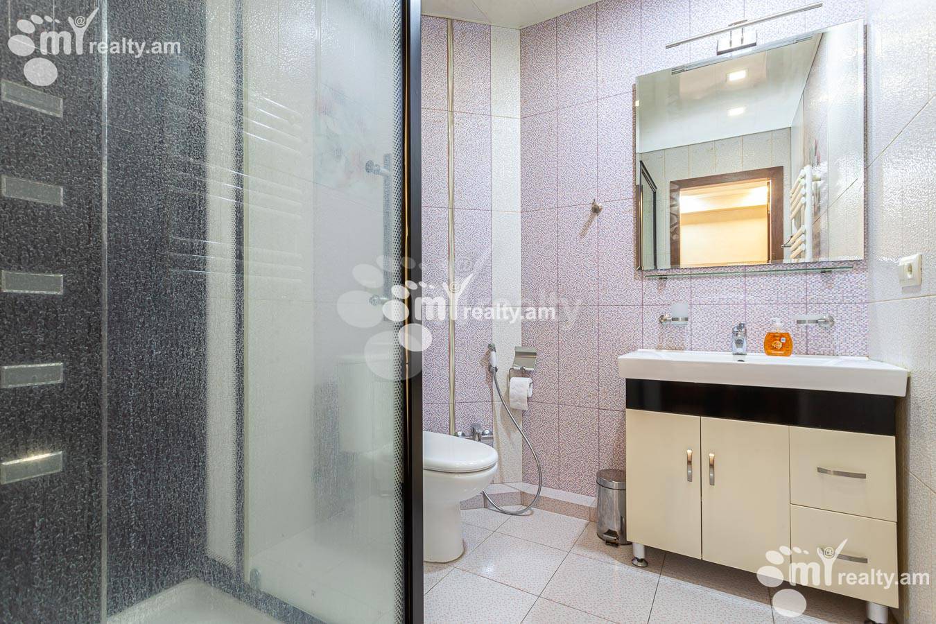 4 սենյականոց բնակարան  Սասնա Ծռեր փող., Դավթաշեն Երևան, 155027