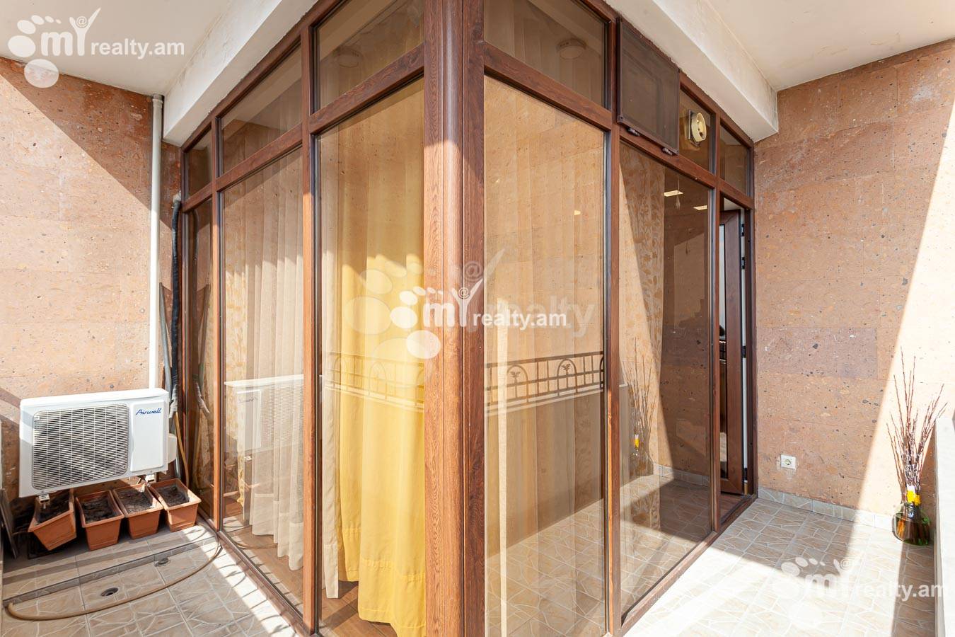 4 սենյականոց բնակարան  Սասնա Ծռեր փող., Դավթաշեն Երևան, 155027