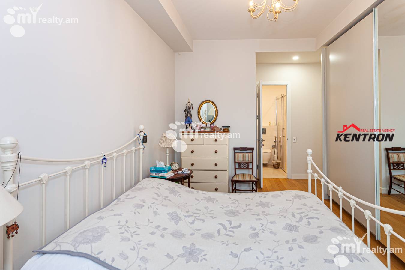 4 bedroom apartment for sale خیابان آنتارایین, مرکز شهر ایروان, 129594