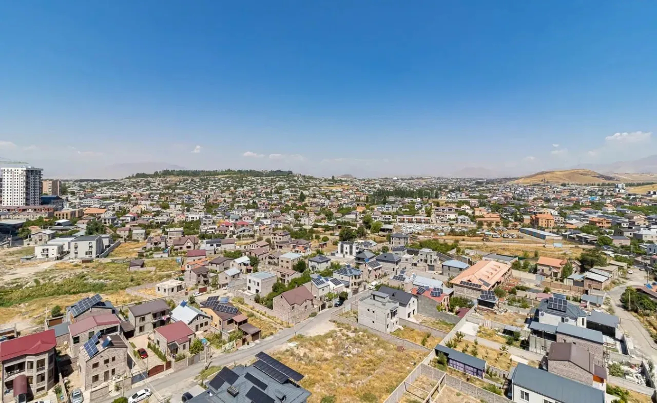 3 bedroom apartment for sale Paruyr Sevak  dis. 17 street, Avan Yerevan, 158523