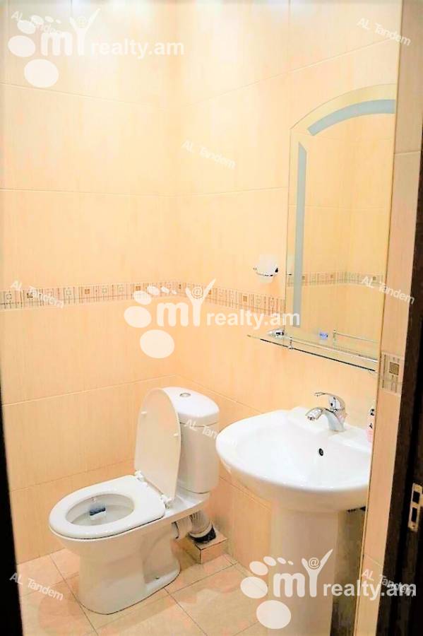 3 bedroom apartment for rent Paronyan St, Center Yerevan, 124286