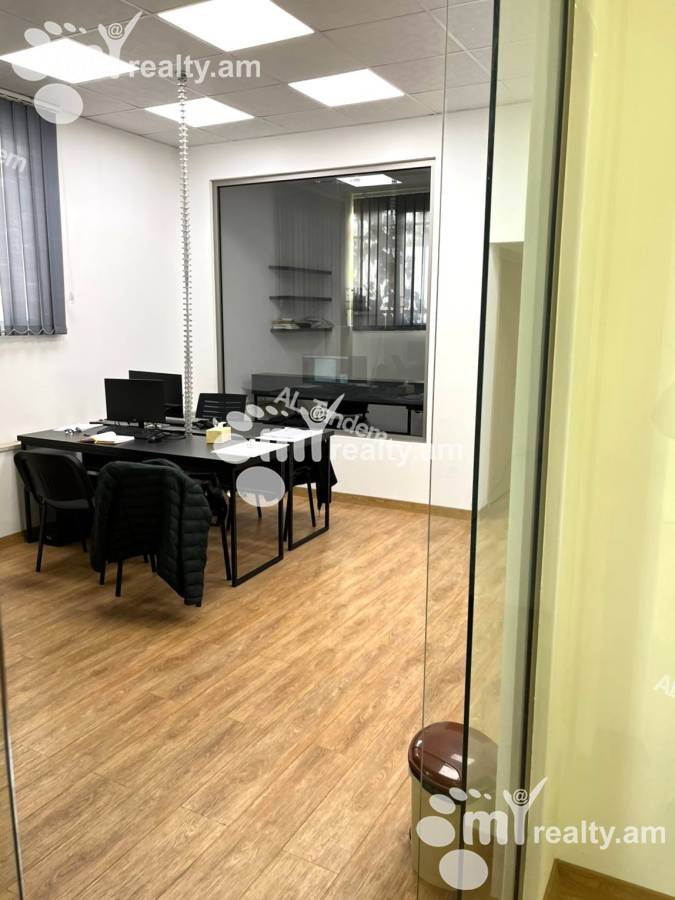 Commercial property for rent Leningradyan St, Adjapnyak Yerevan, 154706