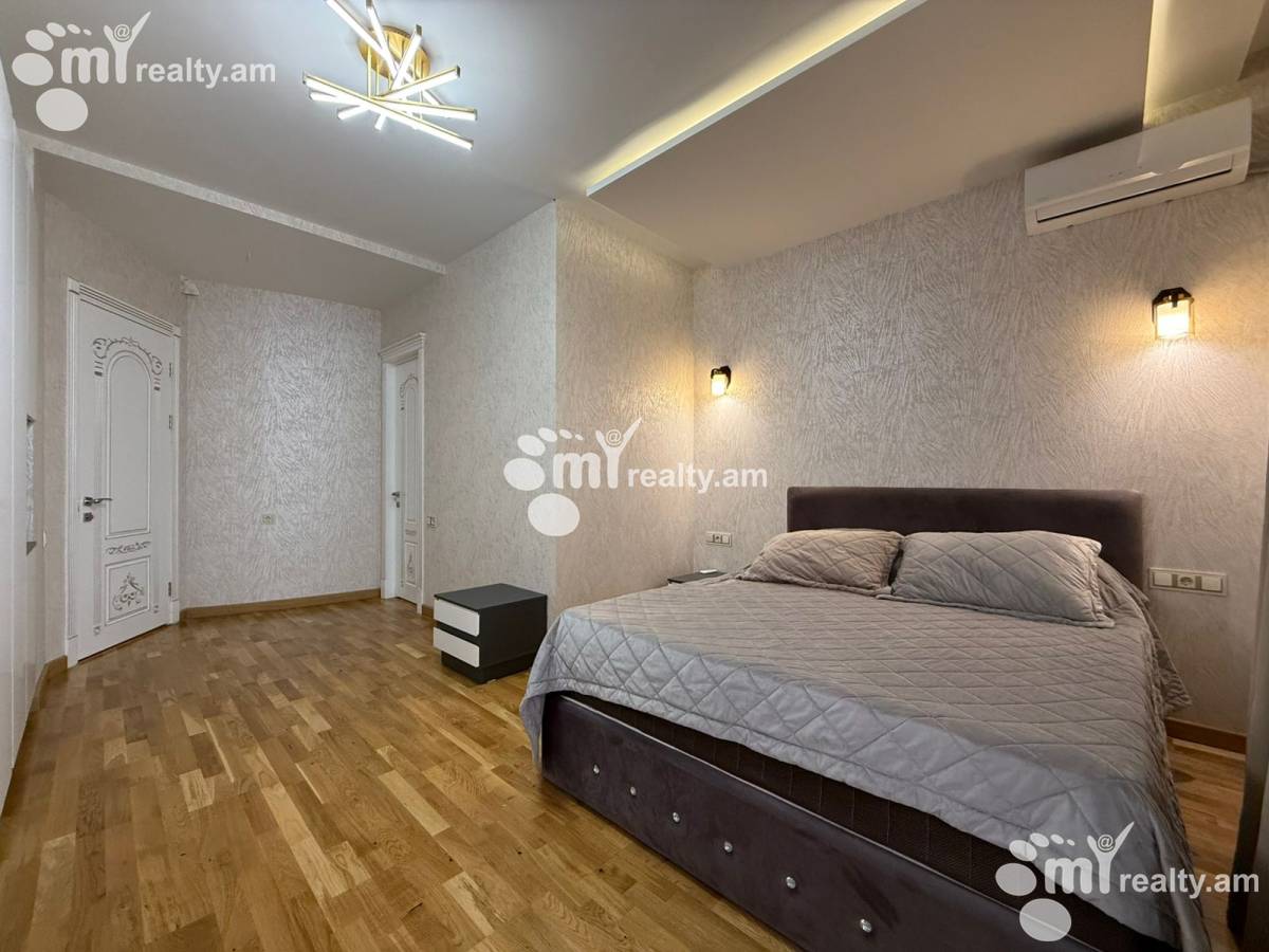 4 bedroom apartment for sale خیابان ن. زاریان, عربگیر ایروان, 156516