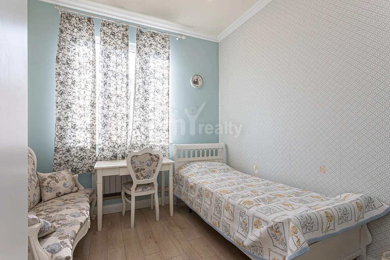 4 bedroom apartment for rent Pushkin St, Center Yerevan, 158795