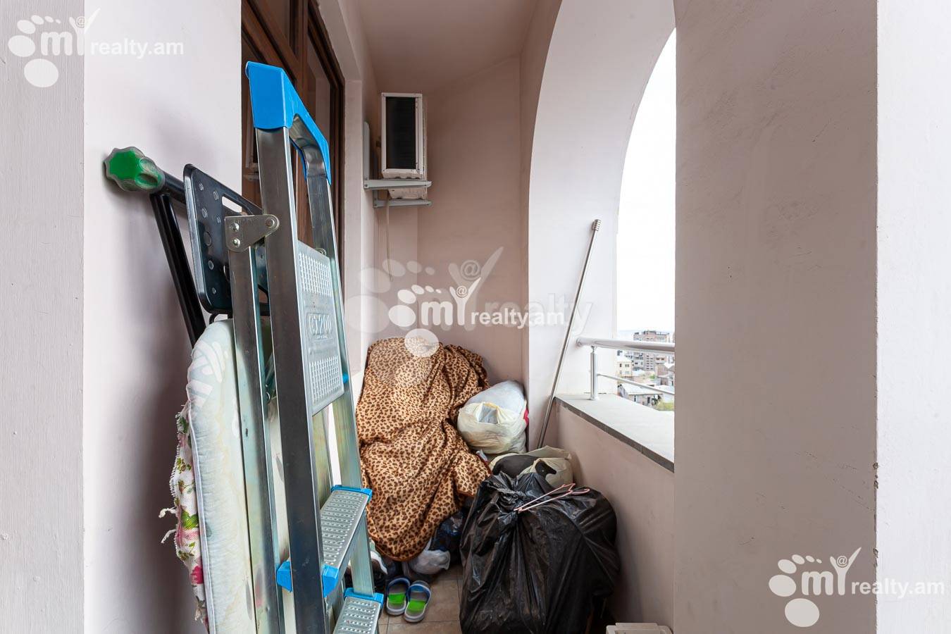 4 սենյականոց բնակարան  Արաբկիր 17րդ փող, Արաբկիր Երևան, 143127