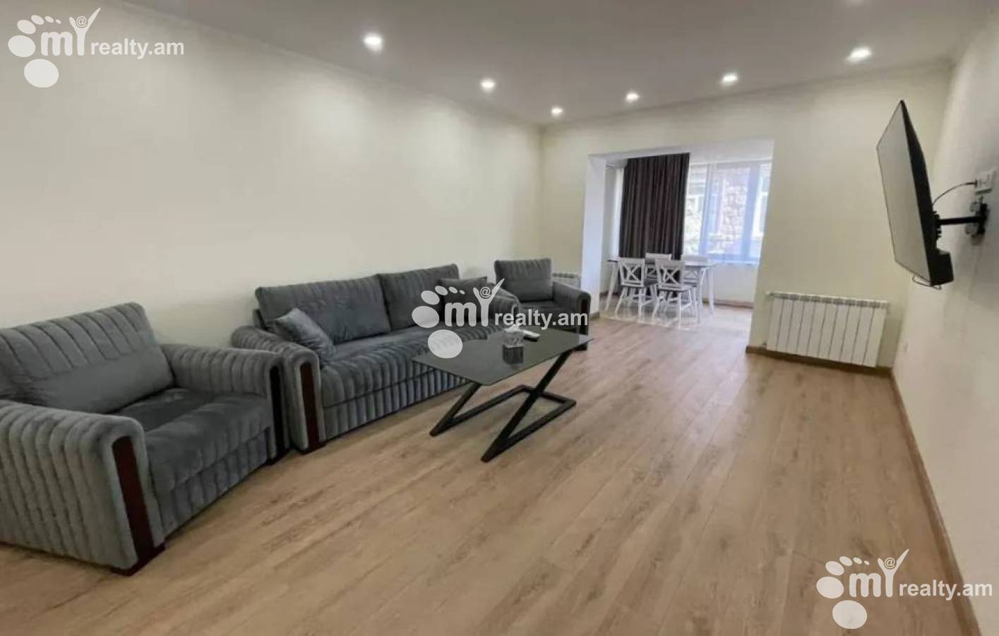 3 bedroom apartment for sale خیابان تِپاگریچنِر, مرکز شهر ایروان, 147167