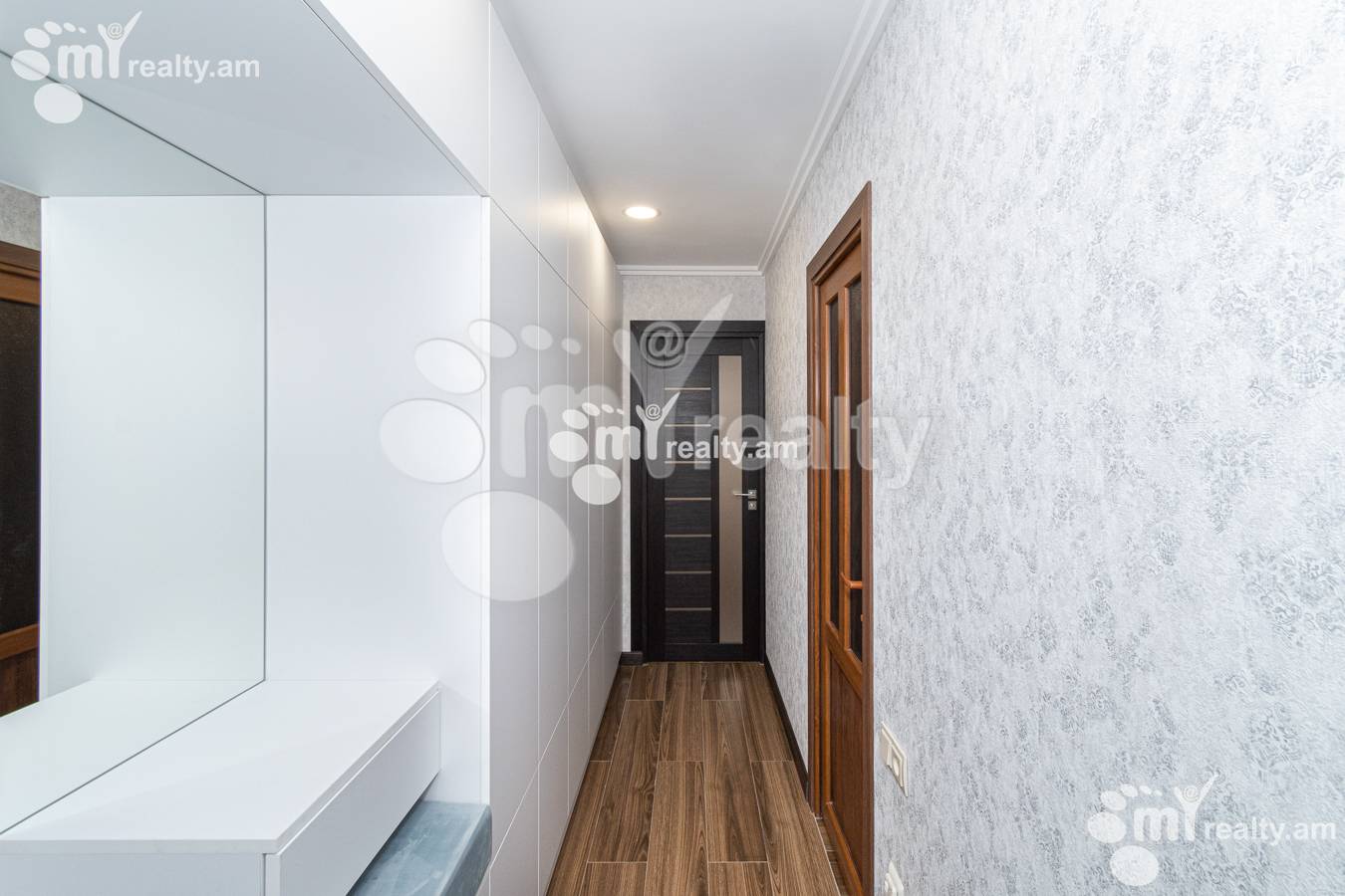 3 bedroom apartment for sale Tumanyan St, Center Yerevan, 135235