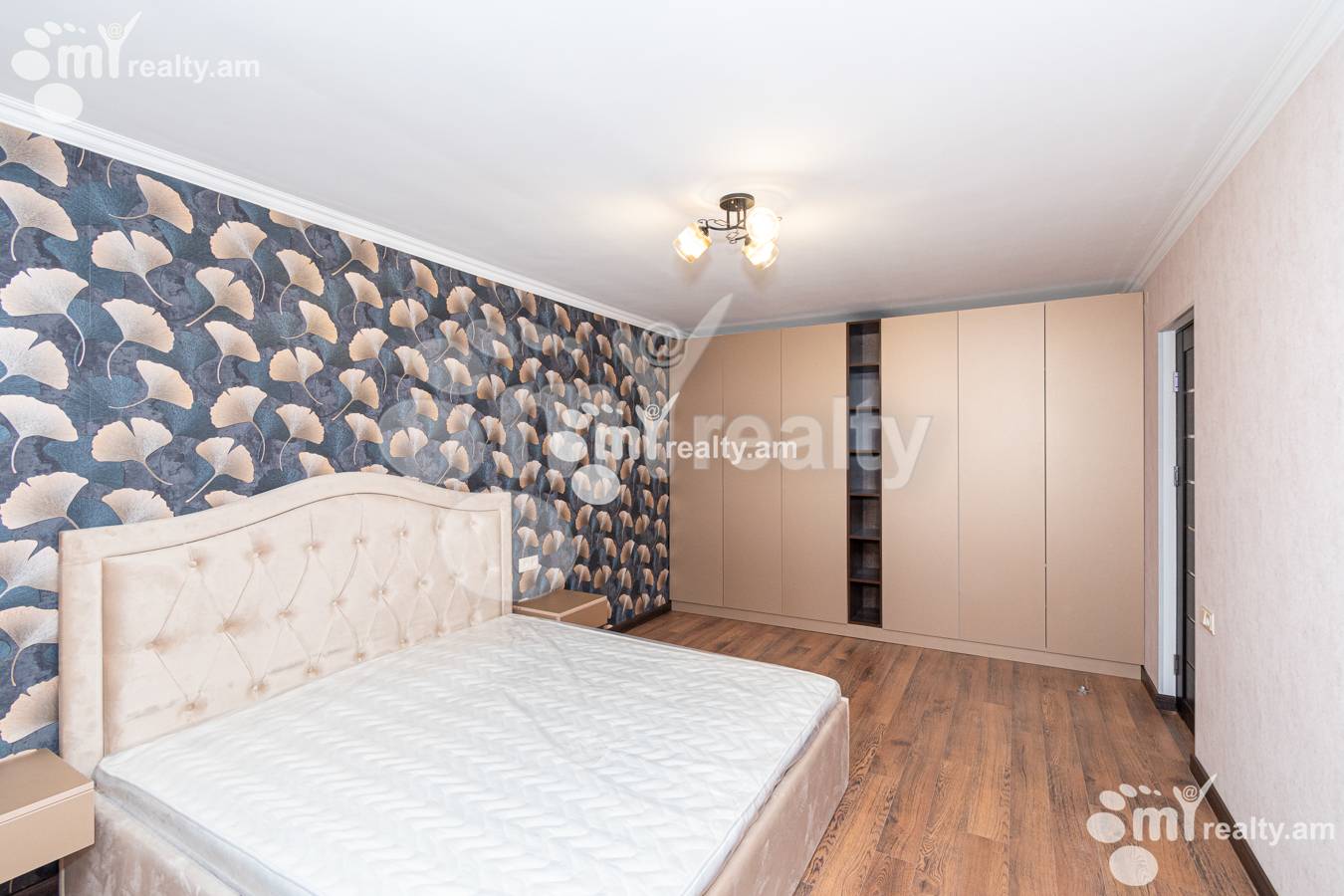 3 bedroom apartment for sale Tumanyan St, Center Yerevan, 135235