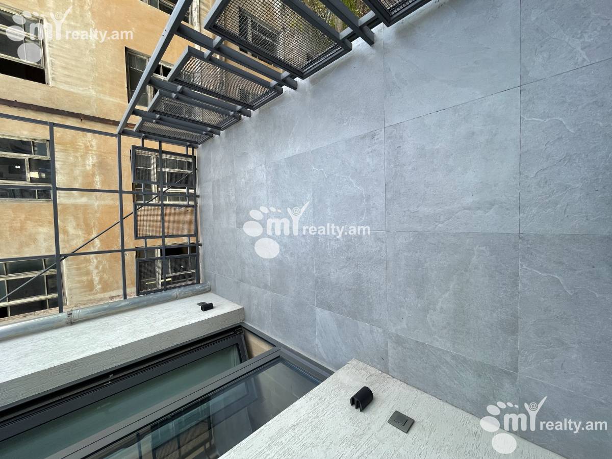 3 bedroom apartment for rent Moskovyan St, Center Yerevan, 160106