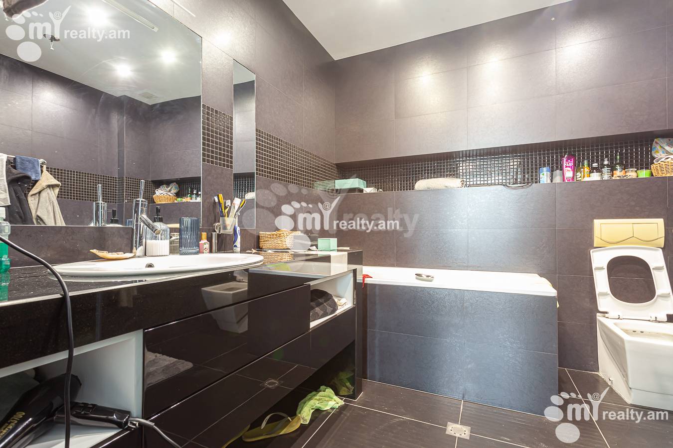 Առանձնատուն  Կամարակ 1-ին նր, Քանաքեռ-Զեյթուն Երևան, 152431