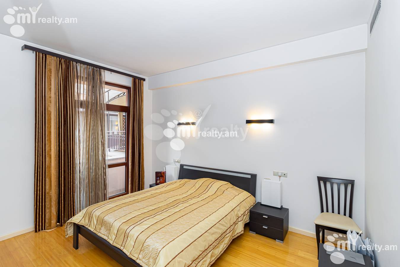 3 bedroom apartment for sale Northern (Hyusisayin)  Ave, Center Yerevan, 146528