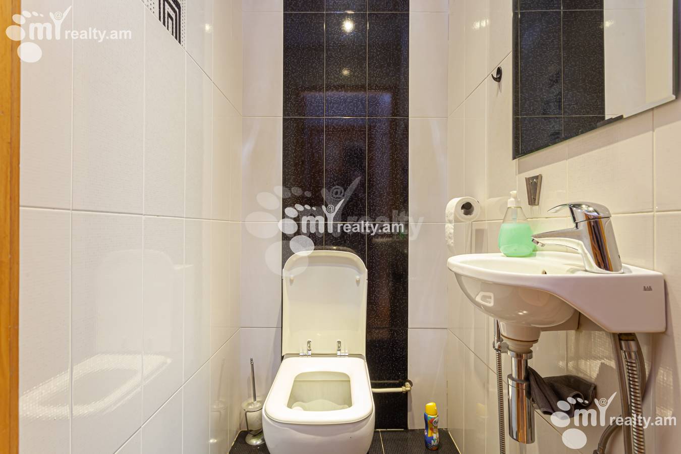 5 bedroom apartment for rent Hr.Kochar St, Arabkir Yerevan, 149005