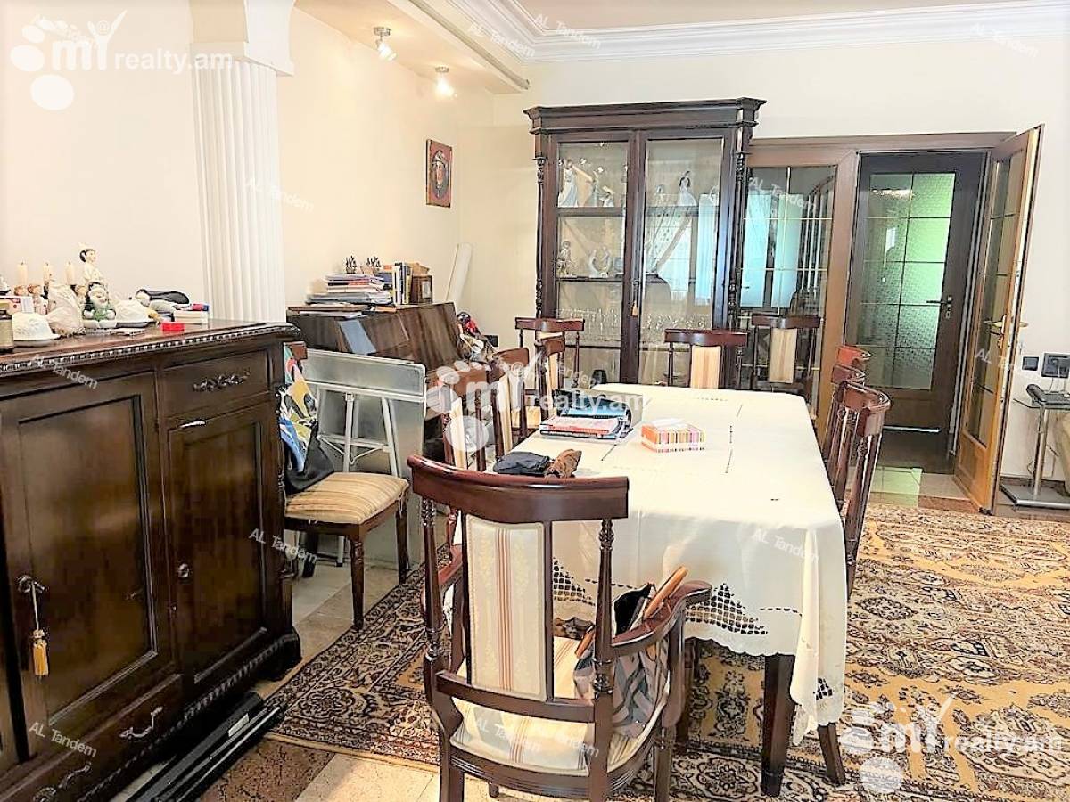 Купить 4 комнатную квартиру Акобян ул, Арабкир Ереван, 125086