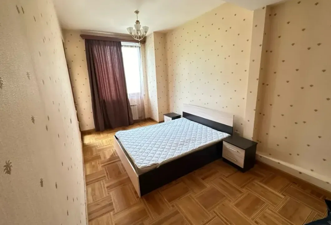 Снять 4 комнатную квартиру Закян ул, Центр Ереван, 159572