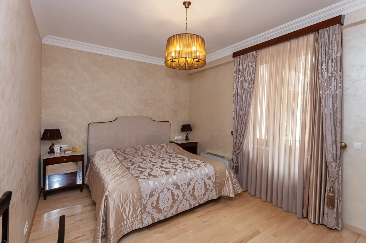 3 bedroom apartment for rent Northern (Hyusisayin)  Ave, Center Yerevan, 158853