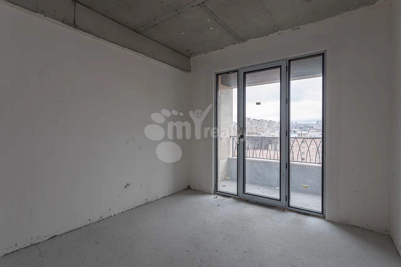 4 սենյականոց բնակարան  Կ. Ուլնեցու փող., Քանաքեռ-Զեյթուն Երևան, 160033