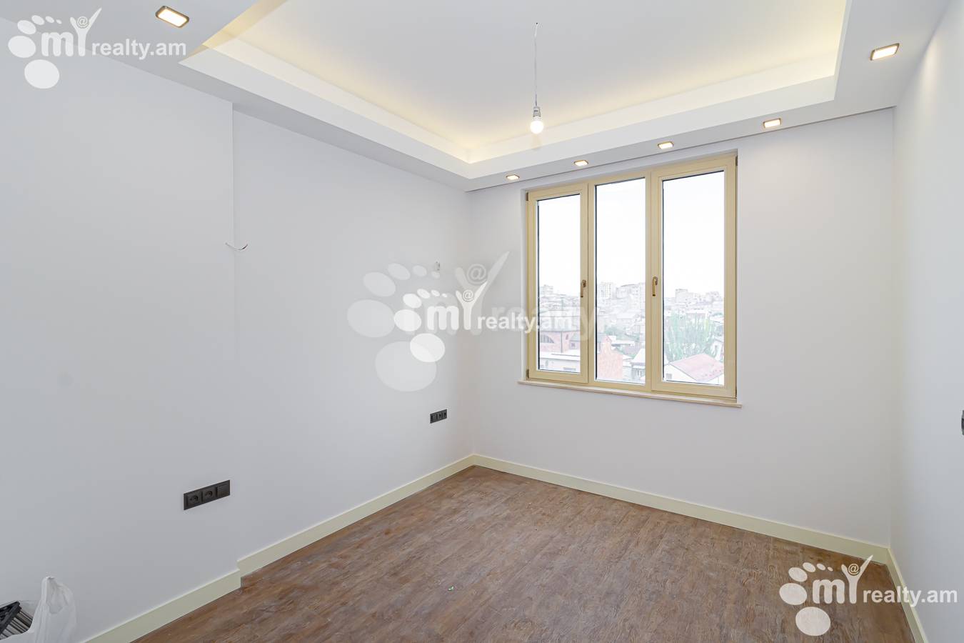 3 սենյականոց բնակարան  Վ.Փափազյան փող, Արաբկիր Երևան, 151539