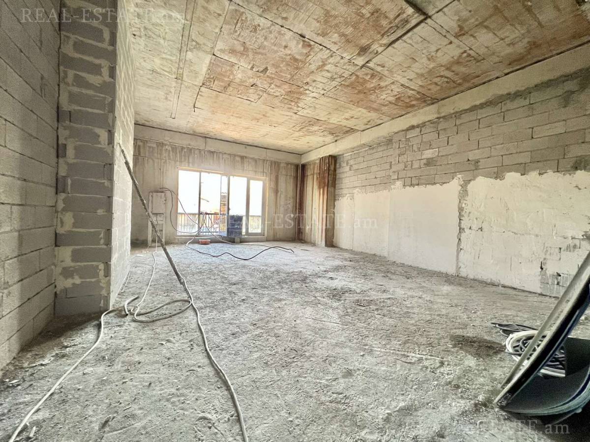 3 bedroom apartment for sale خیابان پارونیان, مرکز شهر ایروان, 139699