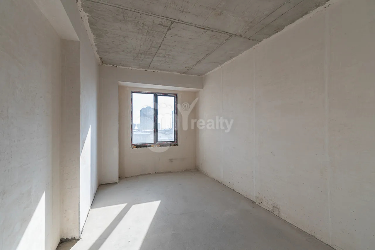 3 bedroom apartment for sale خیابان گِریبودوف, عربگیر ایروان, 159042