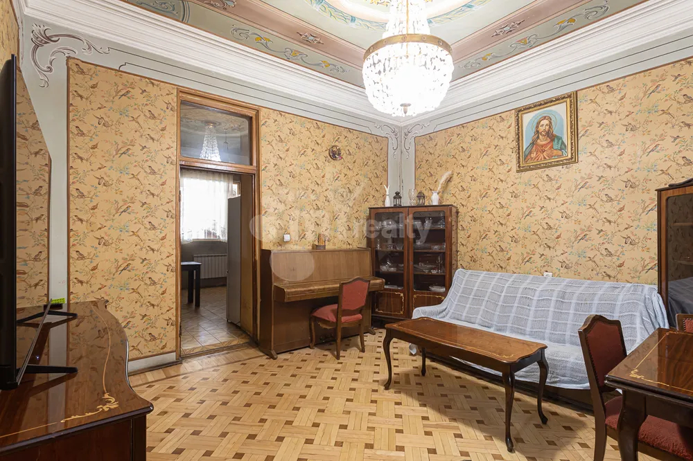 5-bedroom/apartment-for-sale/Abovyan+St/Center/Yerevan