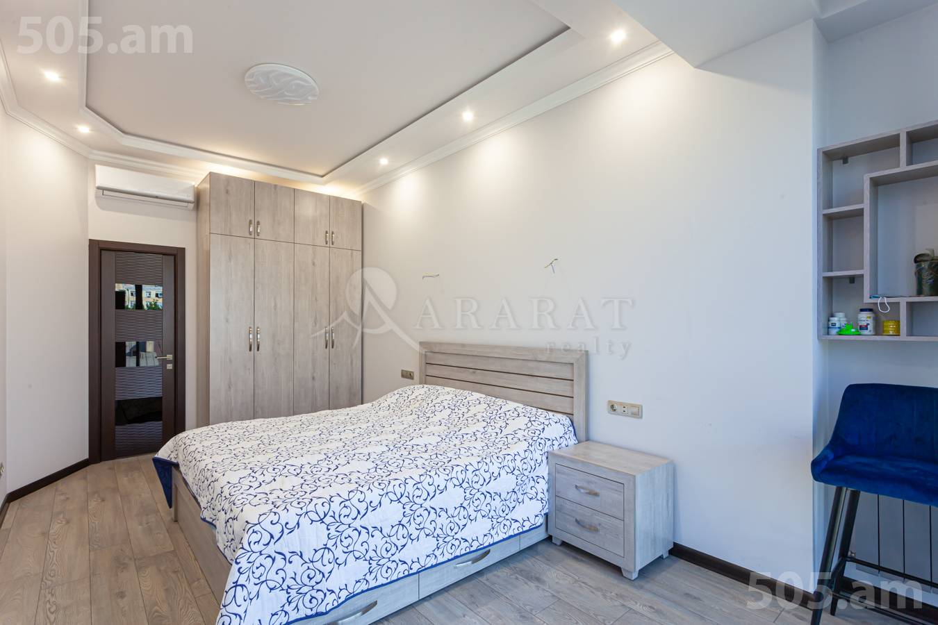 3 bedroom apartment for sale Nalbandyan St, Center Yerevan, 150864