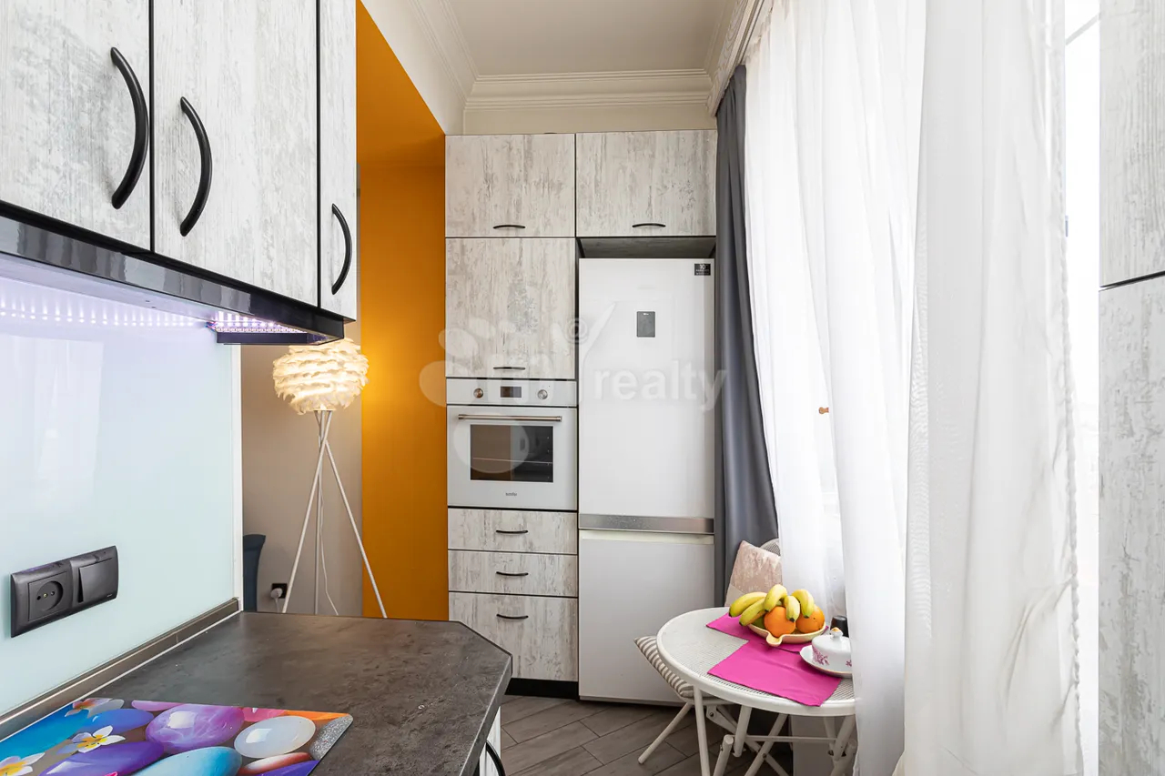 2 bedroom apartment for sale M.Khorenatsi St, Center Yerevan, 160015