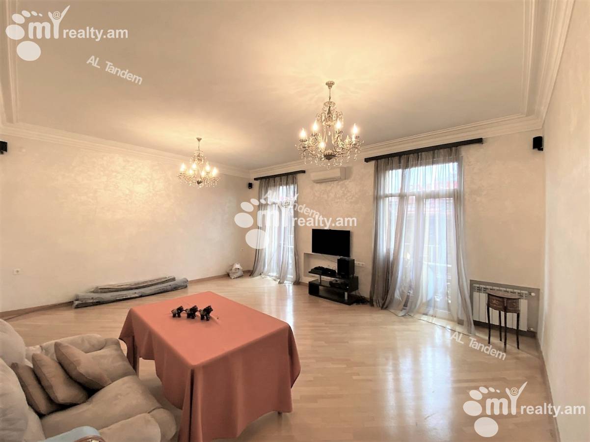4 սենյականոց բնակարան  Նալբանդյան փող, Կենտրոն Երևան, 122412