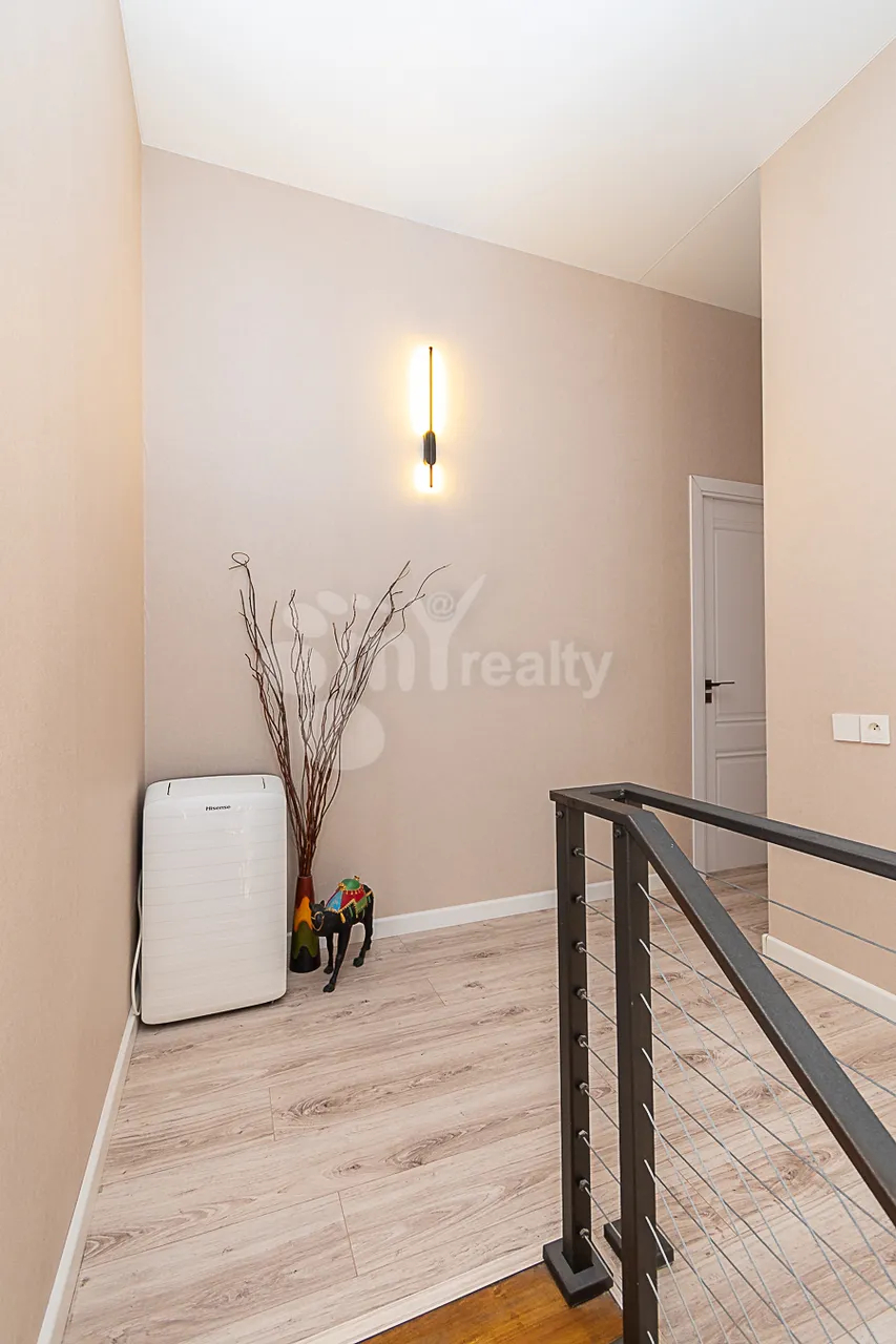 House for sale Lukashin St, Adshapnjak Yerevan, 161303