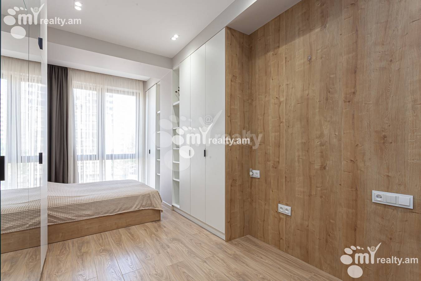 3 սենյականոց բնակարան  Ներսիսյան փող., Քանաքեռ-Զեյթուն Երևան, 155727