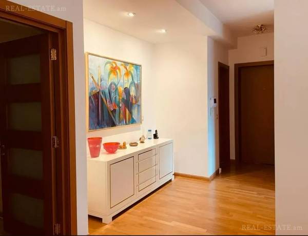 3-senyakanoc-bnakaran-vacharq-Yerevan-Center