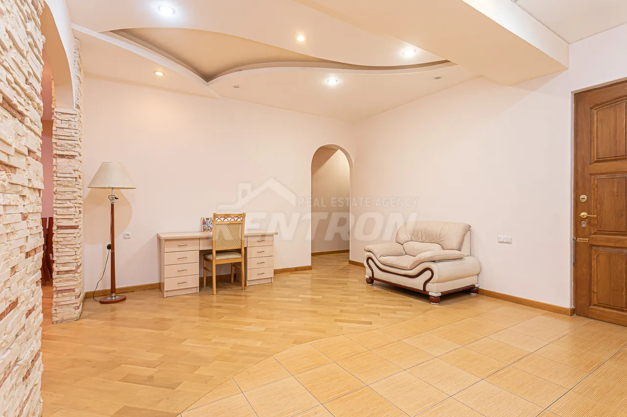 Снять 3 комнатную квартиру Северный пр, Центр Ереван, 158074