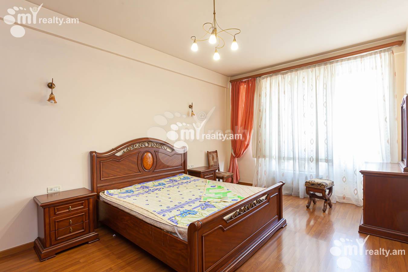 3 սենյականոց բնակարան վարձով Հյուսիսային պող, Կենտրոն Երևան, 153003