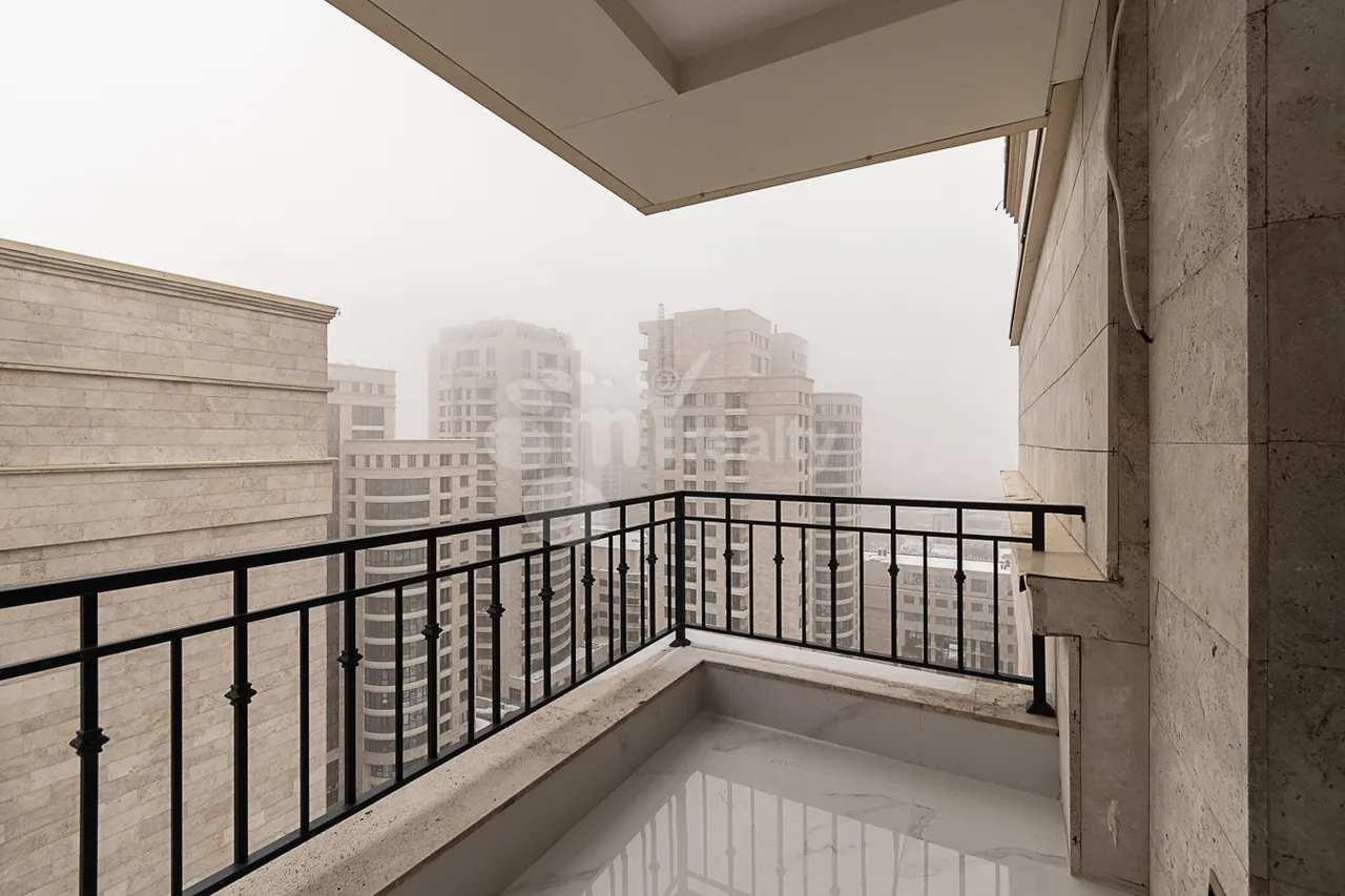 3 bedroom apartment for rent Arshakunyats Ave, Center Yerevan, 159181