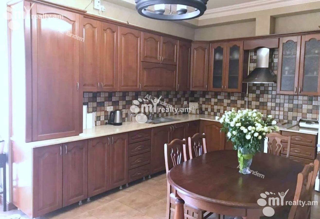 3 սենյականոց բնակարան  Անտառային փող, Կենտրոն Երևան, 152563