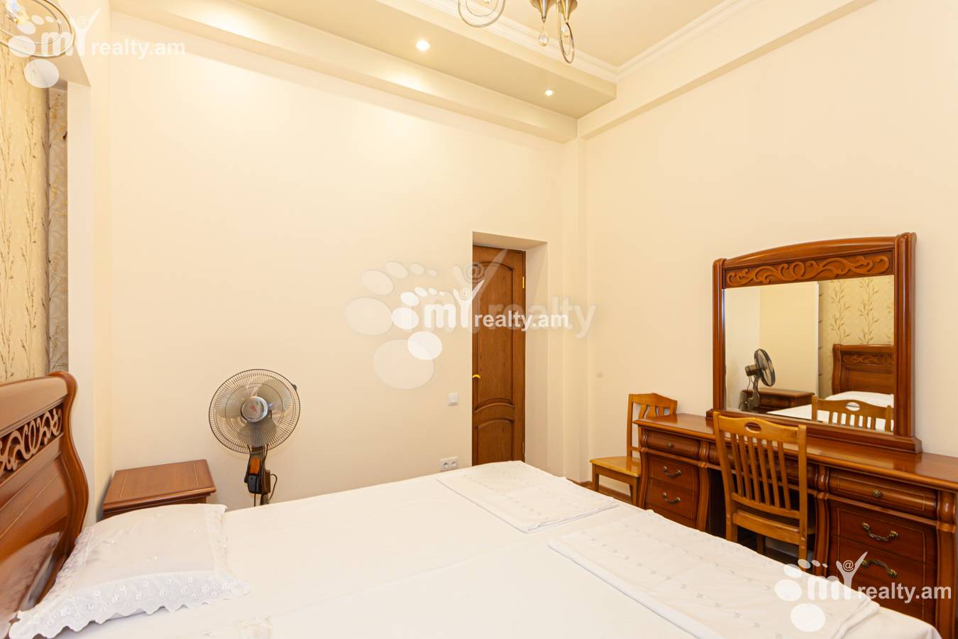 3 bedroom apartment for rent خیابان آرام, مرکز شهر ایروان, 151306