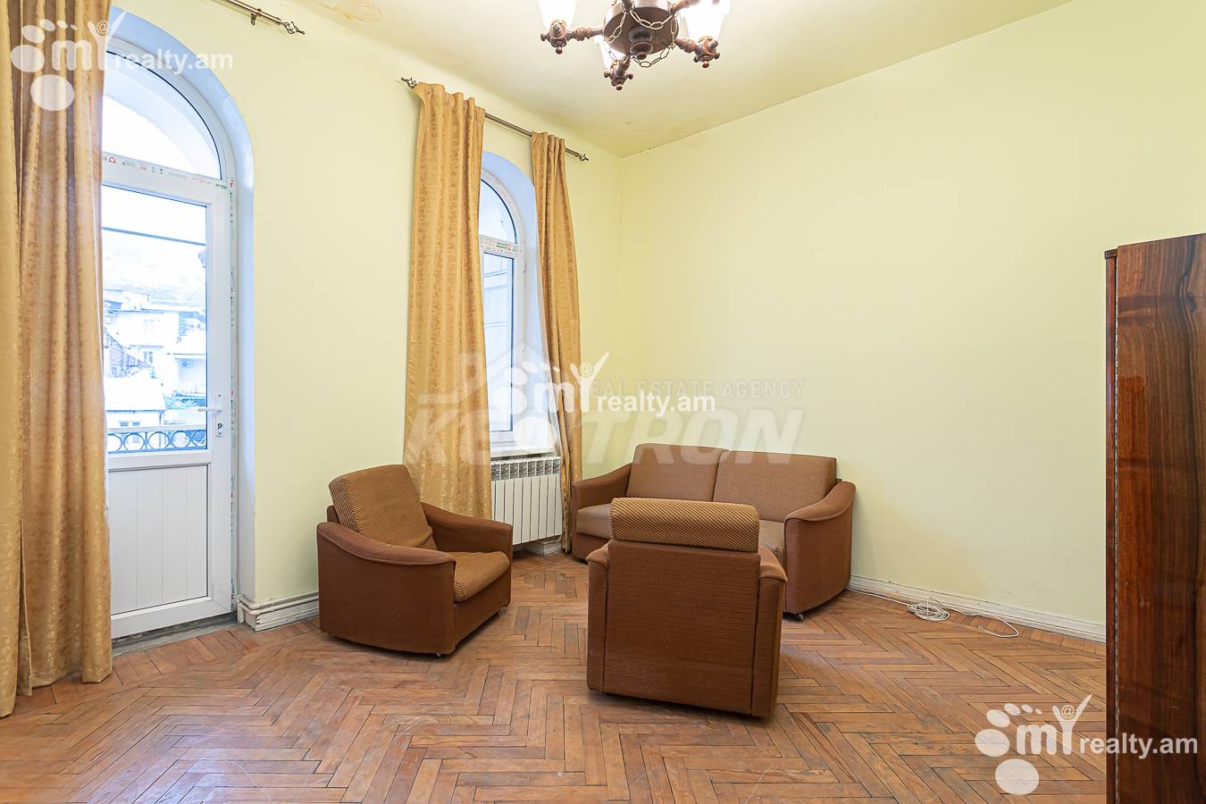 3 սենյականոց բնակարան  Չարենցի փող, Կենտրոն Երևան, 156878