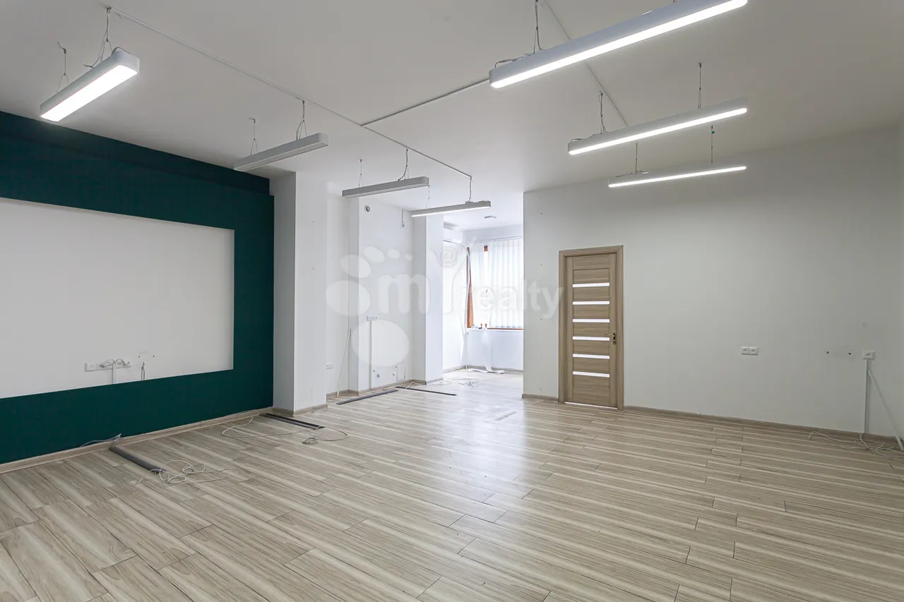 Commercial property for rent V.Papazyan St, Arabkir Yerevan, 160453