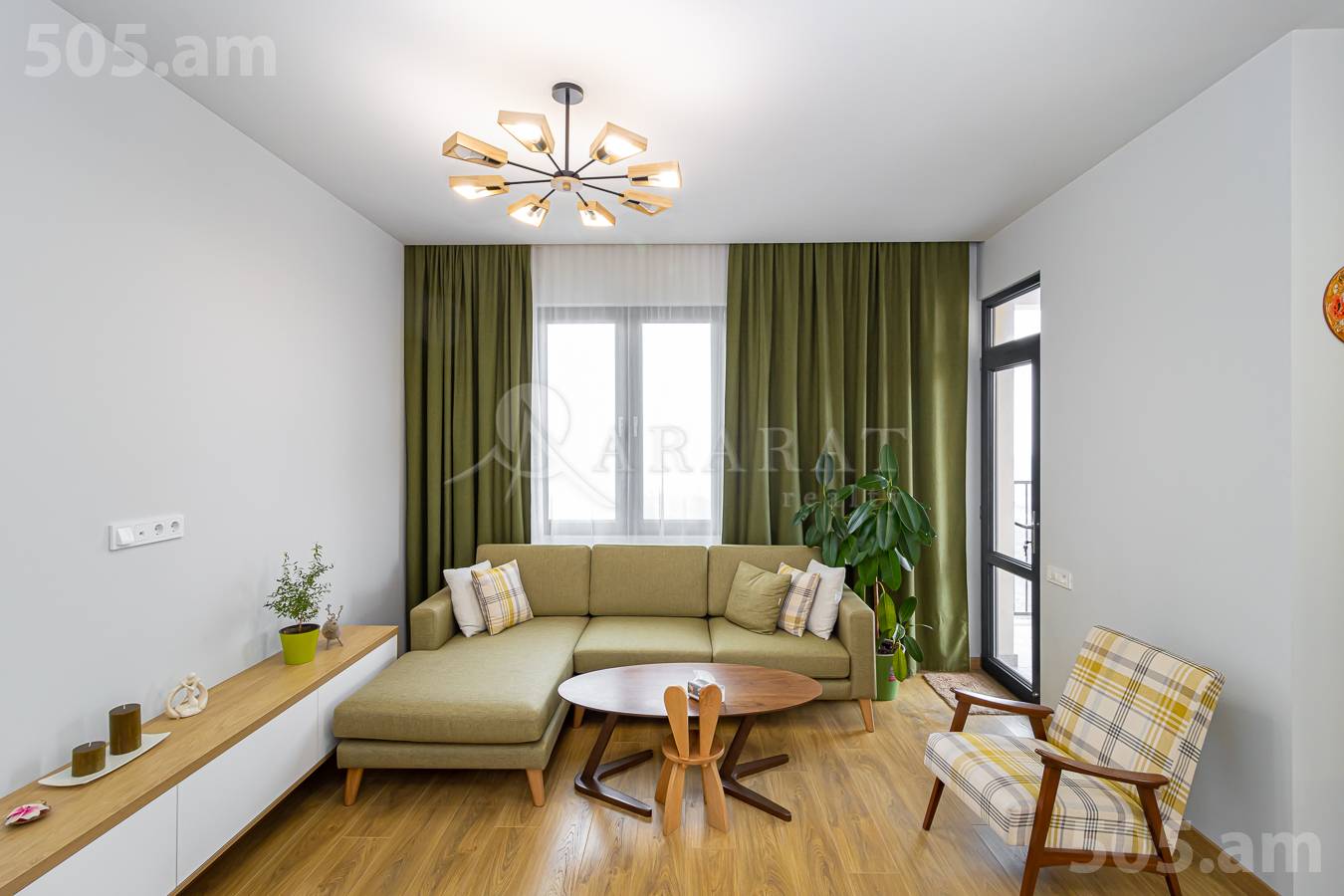 4 սենյականոց բնակարան  Նանսենի փող, Նոր Նորք Երևան, 149232