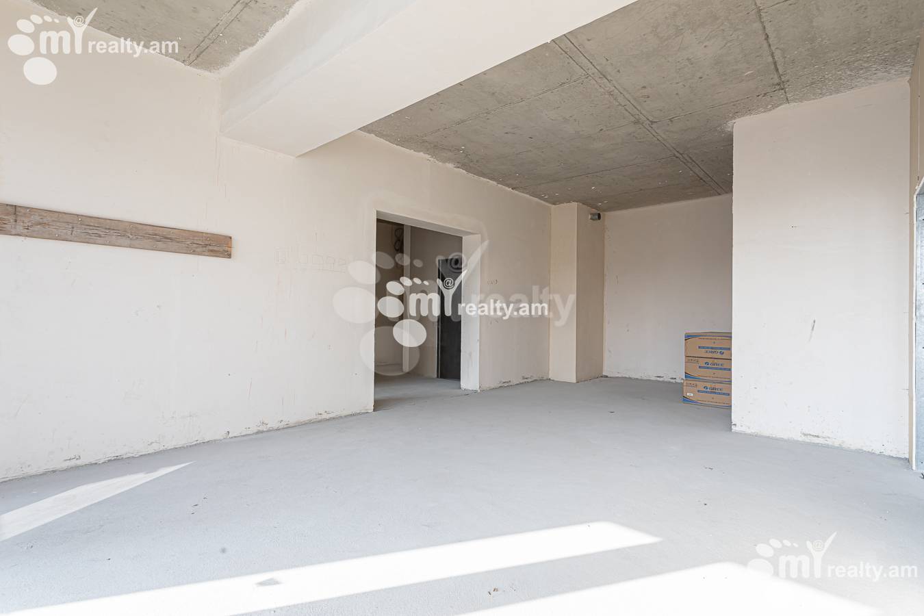 3 bedroom apartment for sale Khanjyan St, Center Yerevan, 157812