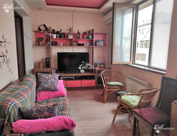 kupit-kvartiru/4-komnatnaya/Hr.Kochar+St/Arabkir/Yerevan