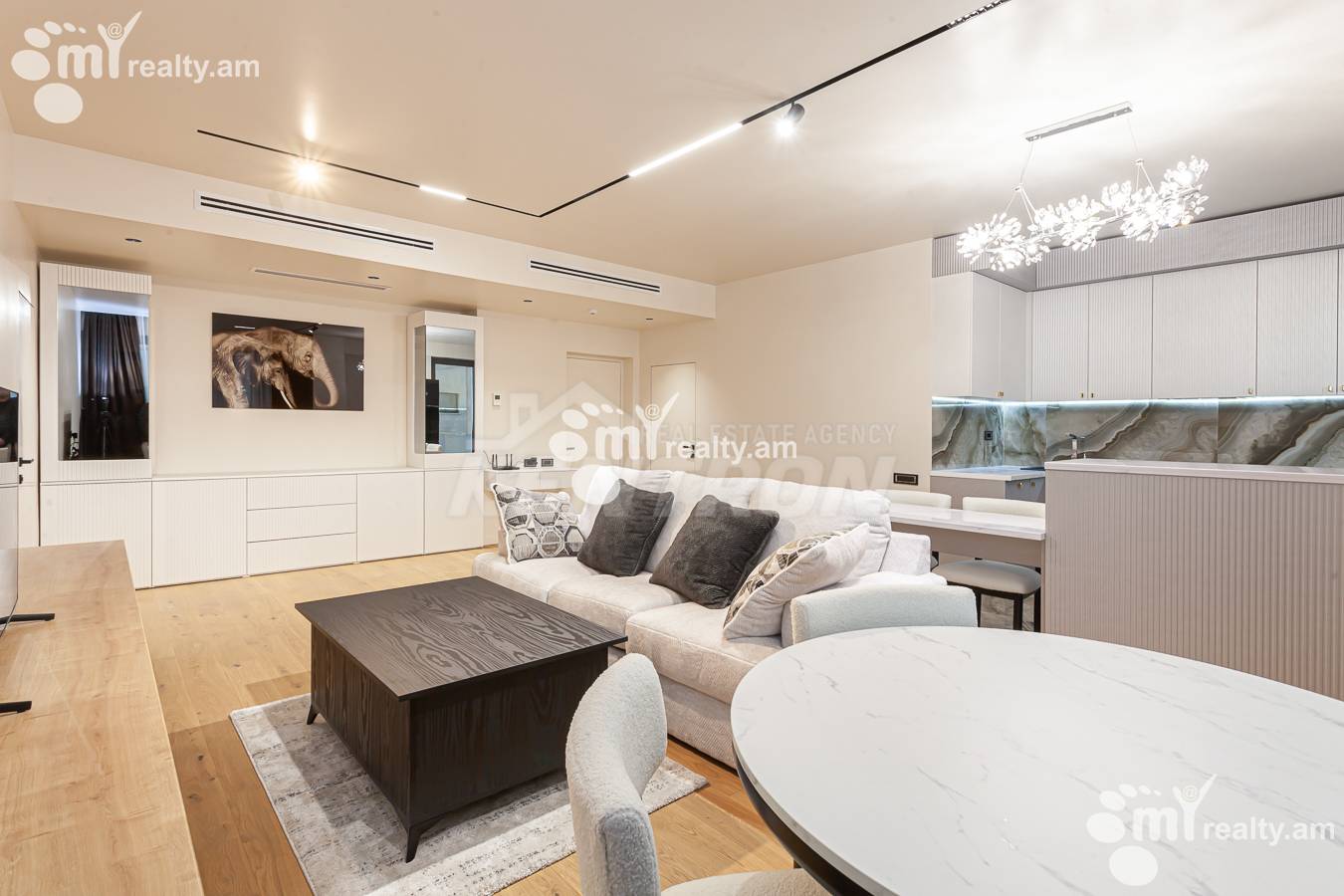 3 bedroom apartment for sale Teryan St, Center Yerevan, 136967