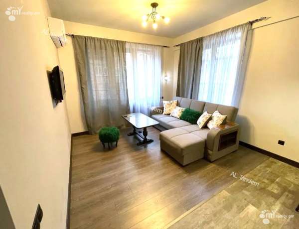 2-senyakanoc-bnakaran-vacharq-Yerevan-Center