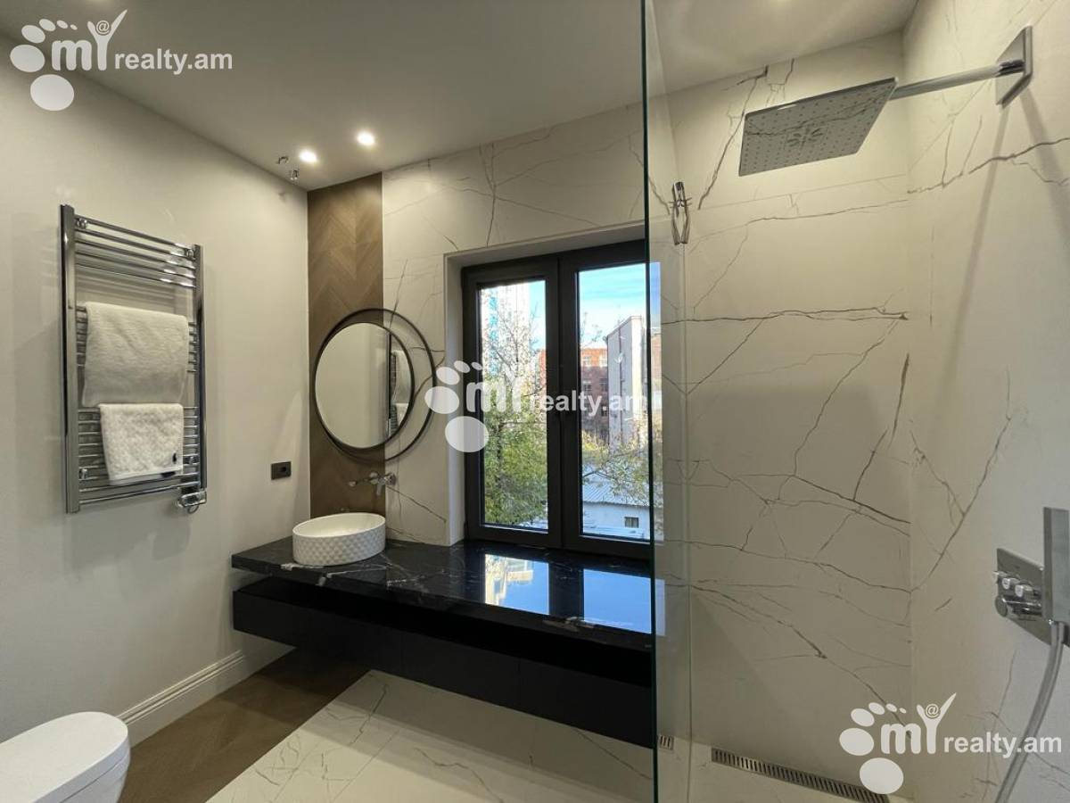 3 bedroom apartment for sale خیابان موسکوویان, مرکز شهر ایروان, 127121