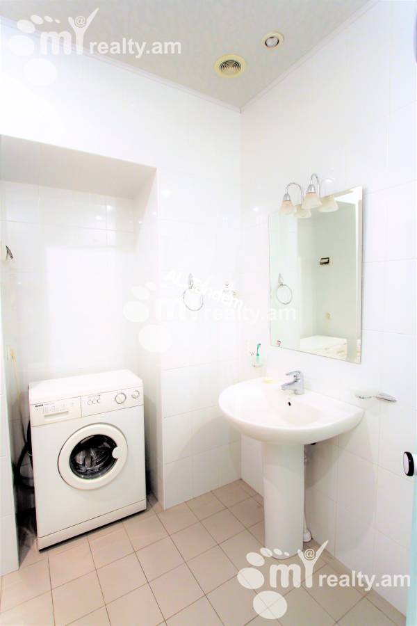 3 bedroom apartment for sale Teryan St, Center Yerevan, 158579