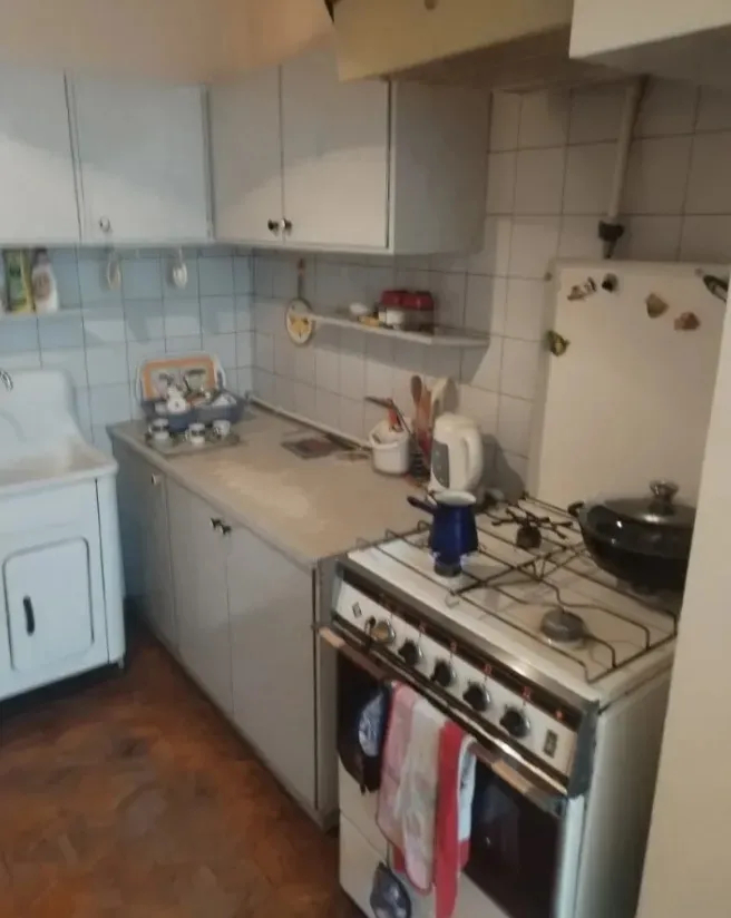 Купить 2 комнатную квартиру Паронян ул, Центр Ереван, 160779