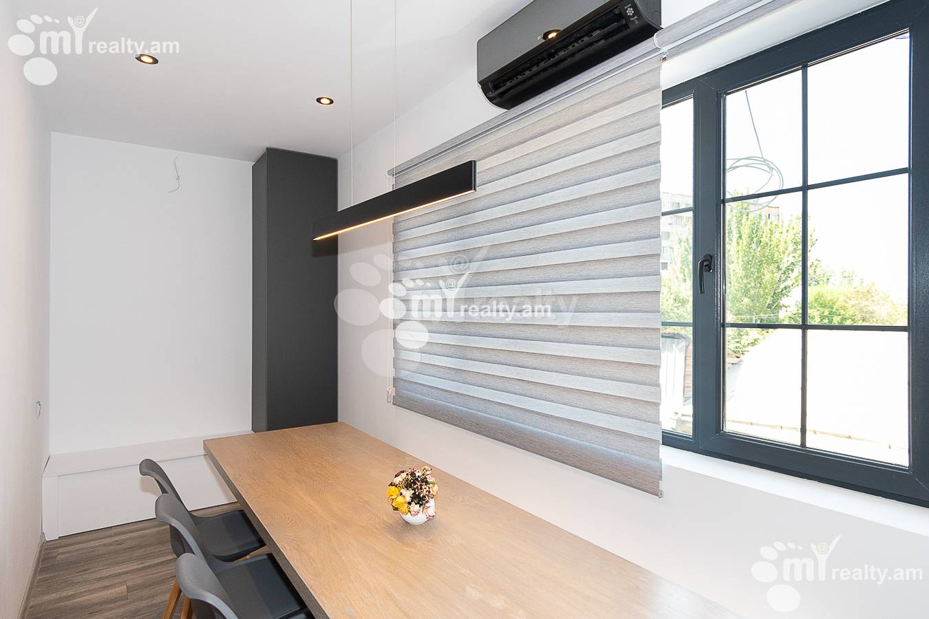 3 bedroom apartment for sale Tigran Mets Ave, Center Yerevan, 144516
