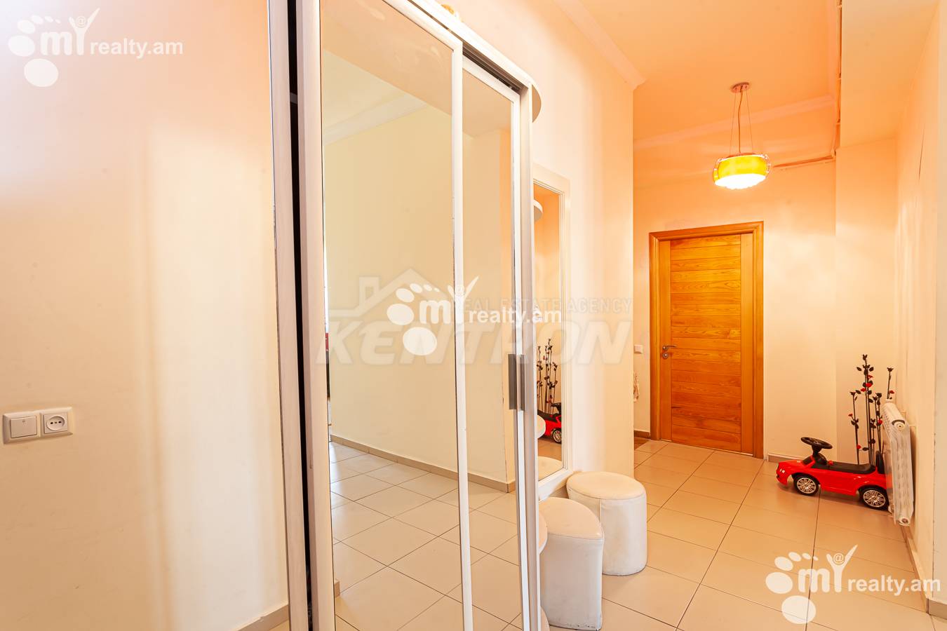 5 սենյականոց բնակարան  Արգիշտի փող, Կենտրոն Երևան, 154751