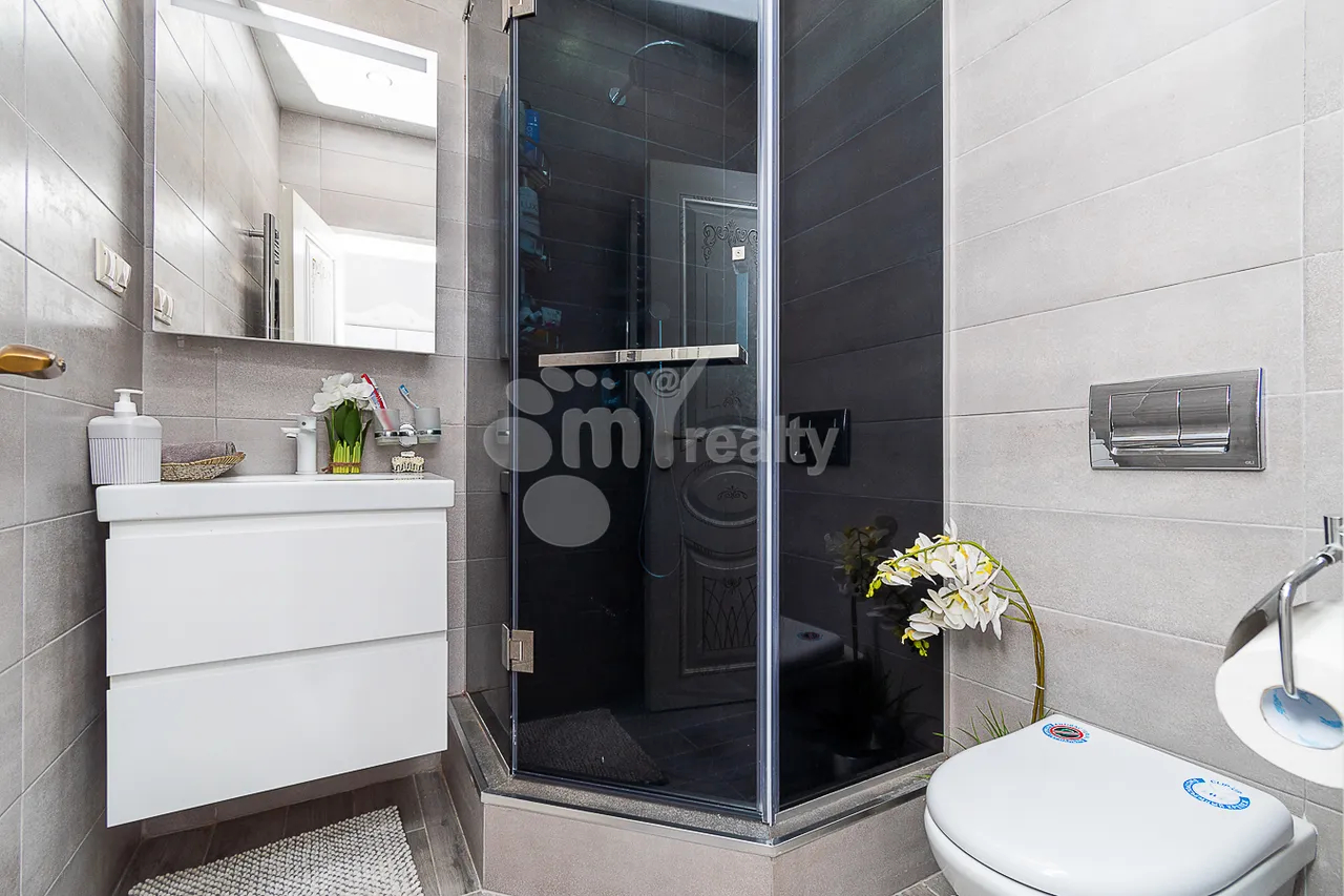 2 bedroom apartment for rent Buzand St, Center Yerevan, 159400