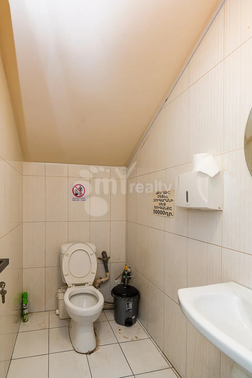 Commercial property for sale Paronyan St, Center Yerevan, 160772